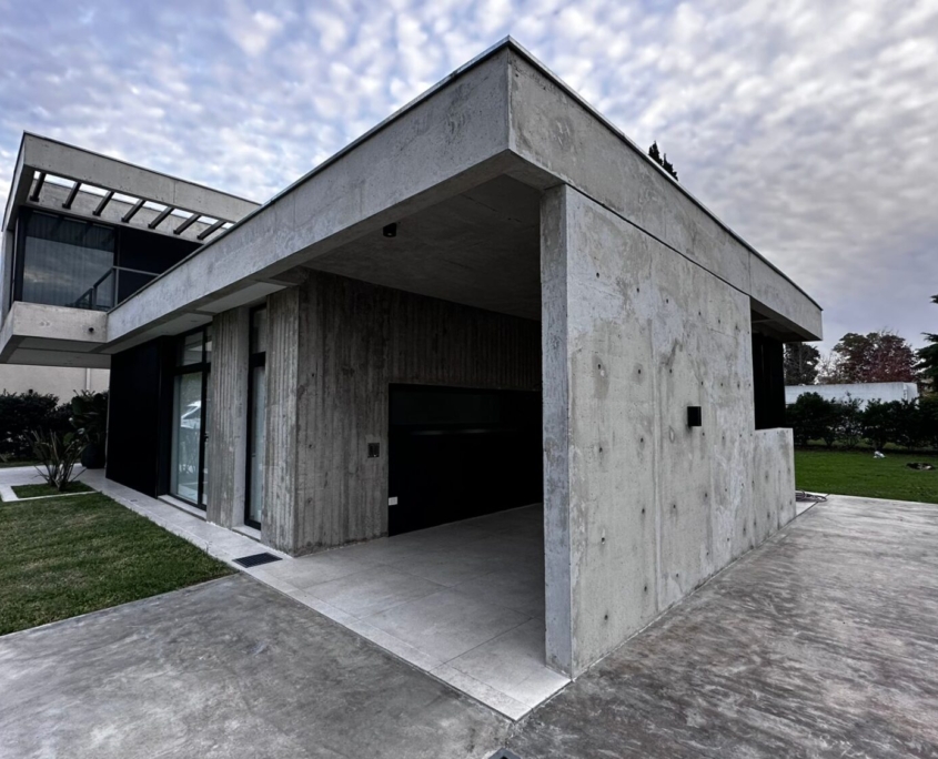 f13942fa-649c-4e18-ba52-12a41742806a