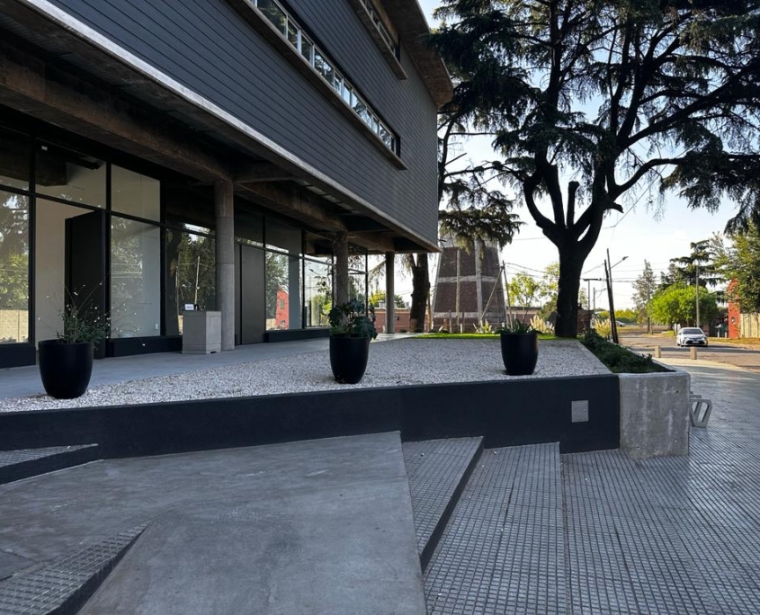 WhatsApp Image 2023-04-20 at 17.09.54 (2)