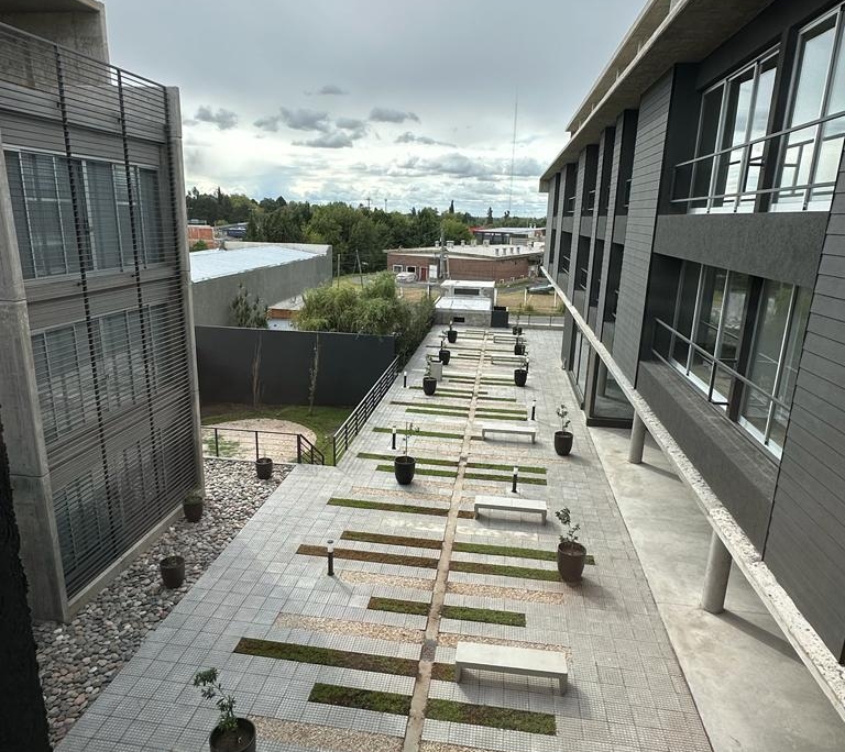 WhatsApp Image 2023-04-20 at 17.09.54